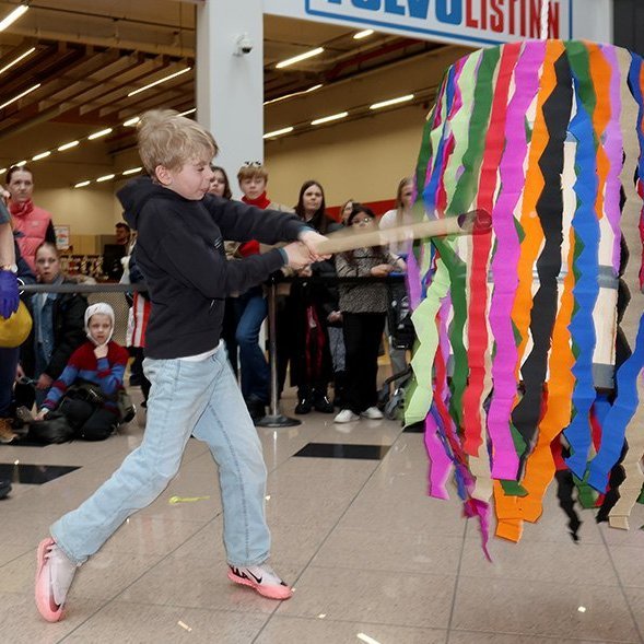 Öskudagur 2025 - Mynd: Skapti Hallgrímsson