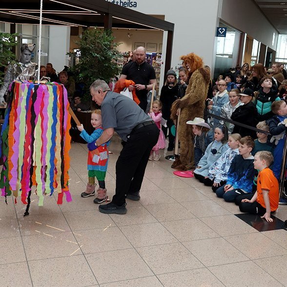 Öskudagur 2025 - Mynd: Skapti Hallgrímsson