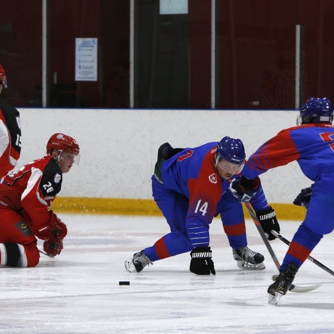 19. mars 2021 - SA Víkingar vinna Skautafélag Reykjavíkur 8:3 í Skautahöllinni á Akureyri og tryggja sér þar með deildarmeistaratitilinn þrátt fyrir að eiga þrjá leiki eftir. SA hefur unnið átta af níu leikjum vetrarins. Ljósmynd: Skapti Hallgrímsson.