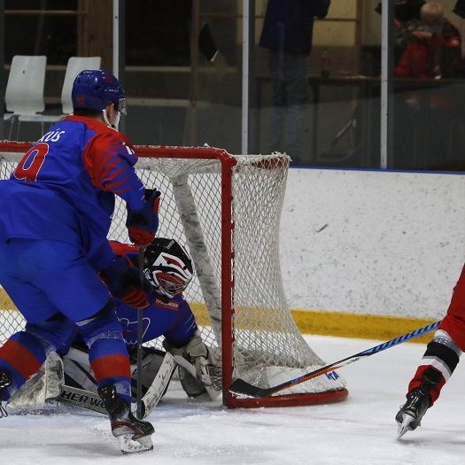 19. mars 2021 - SA Víkingar vinna Skautafélag Reykjavíkur 8:3 í Skautahöllinni á Akureyri og tryggja sér þar með deildarmeistaratitilinn þrátt fyrir að eiga þrjá leiki eftir. SA hefur unnið átta af níu leikjum vetrarins. Ljósmynd: Skapti Hallgrímsson.