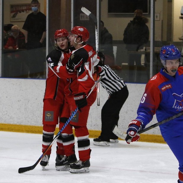 19. mars 2021 - SA Víkingar vinna Skautafélag Reykjavíkur 8:3 í Skautahöllinni á Akureyri og tryggja sér þar með deildarmeistaratitilinn þrátt fyrir að eiga þrjá leiki eftir. SA hefur unnið átta af níu leikjum vetrarins. Ljósmynd: Skapti Hallgrímsson.