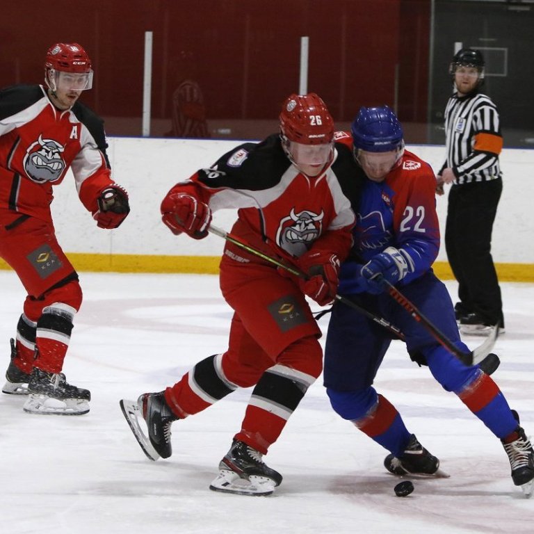 19. mars 2021 - SA Víkingar vinna Skautafélag Reykjavíkur 8:3 í Skautahöllinni á Akureyri og tryggja sér þar með deildarmeistaratitilinn þrátt fyrir að eiga þrjá leiki eftir. SA hefur unnið átta af níu leikjum vetrarins. Ljósmynd: Skapti Hallgrímsson.