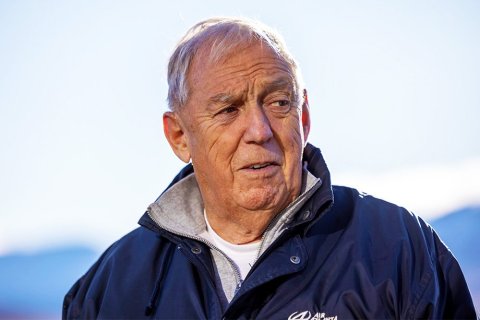 Arngrímur kankvís rétt áður en hann hóf sig til svifflugs í síðasta sinn. Mynd: Ármann Hinrik