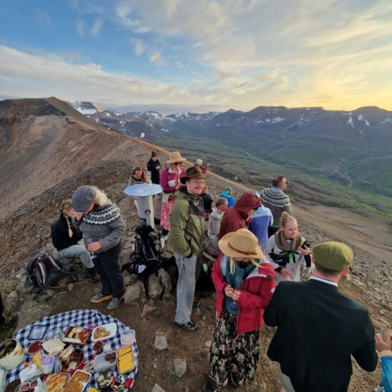 Sparifataganga Ferðafélags Akureyrar á Súlur.