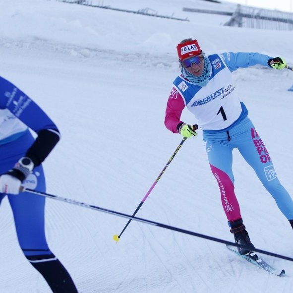 Linda Rós Hannesdóttir, Ísafirði og Iris Pessey frá Frakklandi (1), gestur á mótinu.