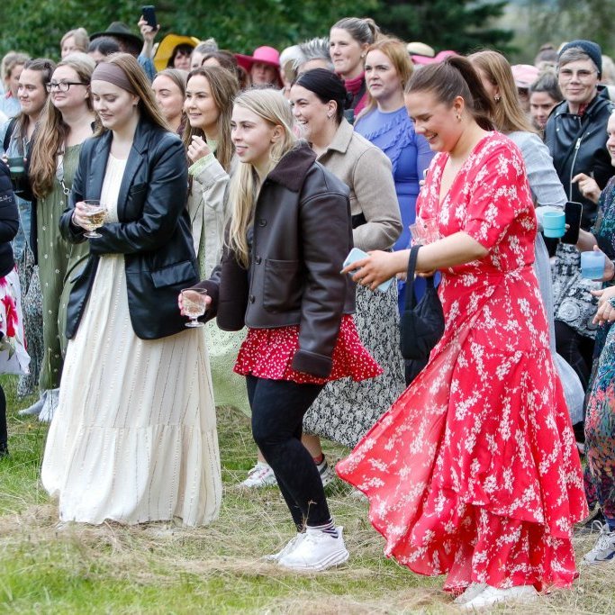 Sumarkjóla- og freyðivínshlaupið 2025. Ljósmyndari: Rakel Hinriksdóttir