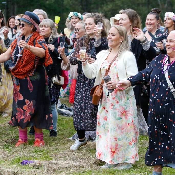 Sumarkjóla- og freyðivínshlaupið 2025. Ljósmyndari: Rakel Hinriksdóttir