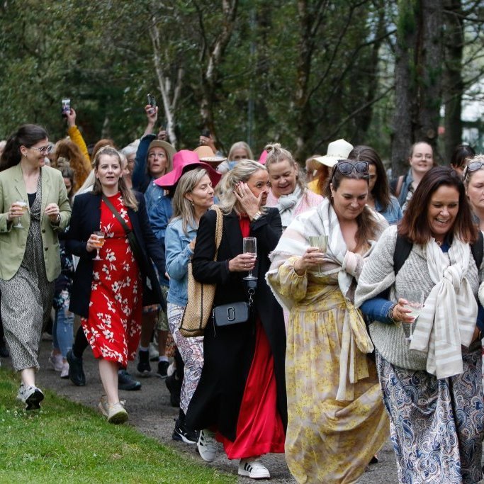 Sumarkjóla- og freyðivínshlaupið 2025. Ljósmyndari: Rakel Hinriksdóttir