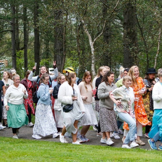 Sumarkjóla- og freyðivínshlaupið 2025. Ljósmyndari: Rakel Hinriksdóttir