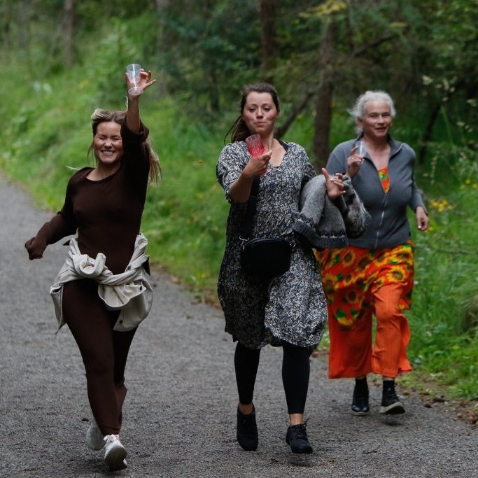 Sumarkjóla- og freyðivínshlaupið 2025. Ljósmyndari: Rakel Hinriksdóttir