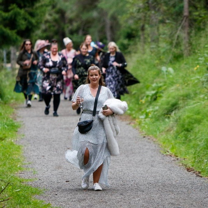 Sumarkjóla- og freyðivínshlaupið 2025. Ljósmyndari: Rakel Hinriksdóttir