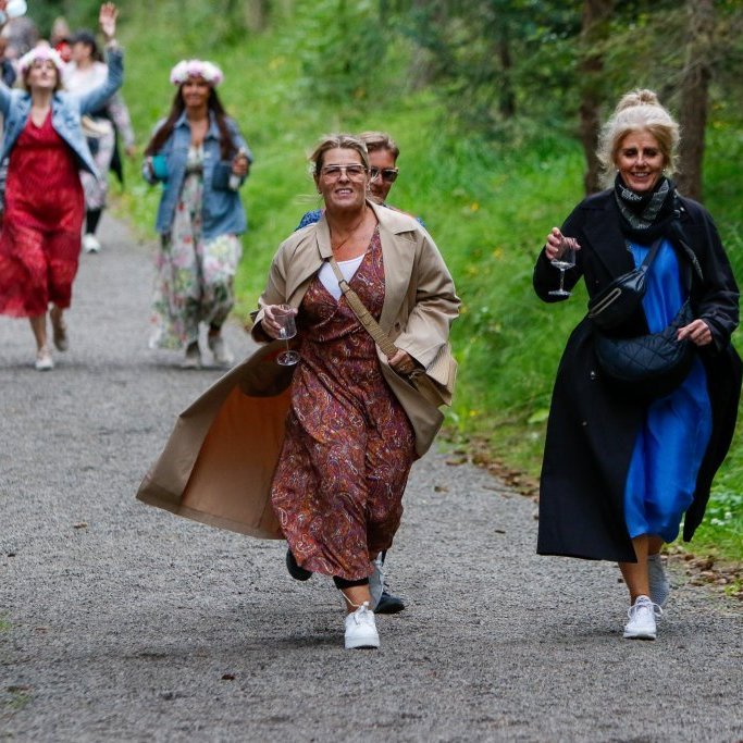 Sumarkjóla- og freyðivínshlaupið 2025. Ljósmyndari: Rakel Hinriksdóttir