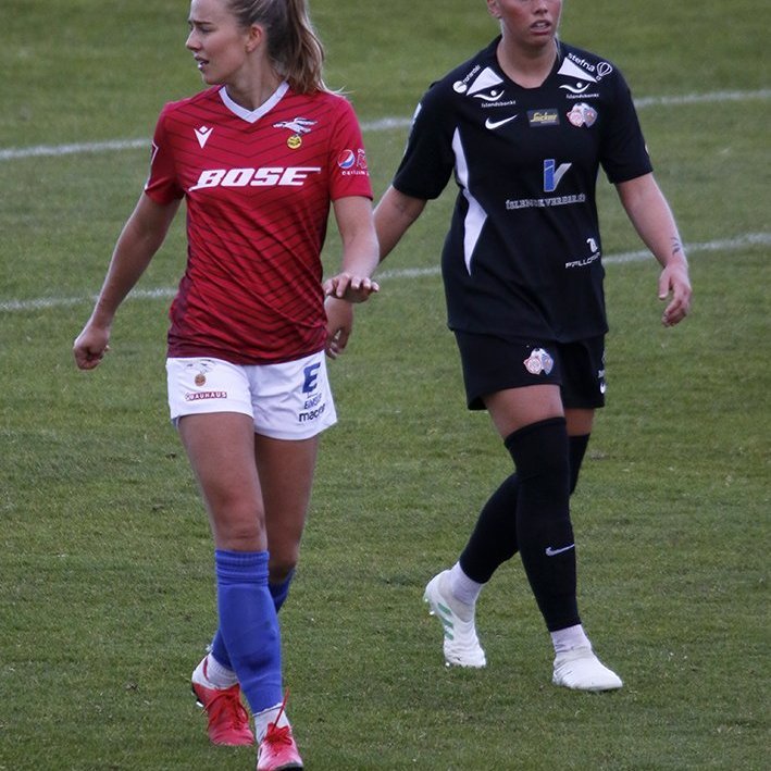 Þór/KA - Valur 0:2 í 12. umferð Pepsi Max deildarinnar, 28. ágúst 2020. Elín Metta Jensen og Hulda Björg Hannesdóttir. Ljósmynd: Skapti Hallgrímsson.