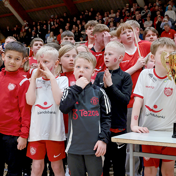 Þór - HK2 37:29 í lokaumferð Grill66 deildarinnar, næst efstu deildar Íslandsmótsins í handbolta. Þór sigrar þar með í deildinni og tryggir sér á ný sæti í efstu deild, Olísdeildinni. Mynd: Skapti Hallgrímsson