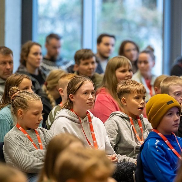 Vísindaskóli unga fólksins 2024. Mynd: Axel Darri Þórhallsson fyrir Vísindaskólann.