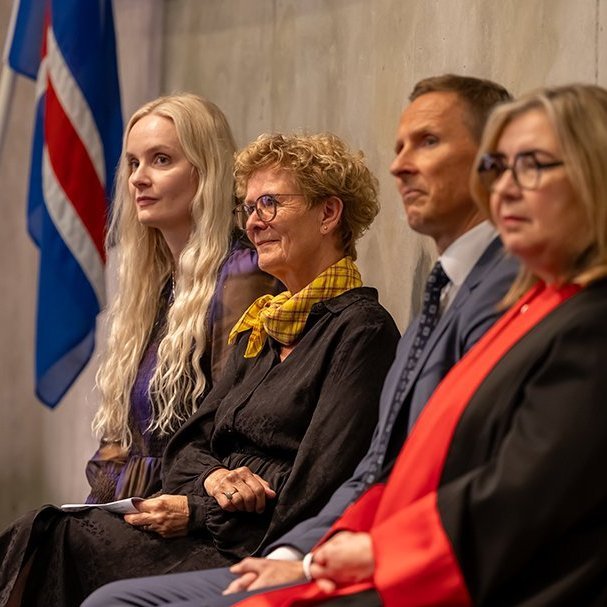 Útskriftarhátíð Vísindaskóla unga fólksins 2025 - Dana Rán Jónsdóttir, Sigrún Stefánsdóttir, Björn Skúlason og Áslaug Ásgeirsdóttir. Mynd: Axel Þórhallsson