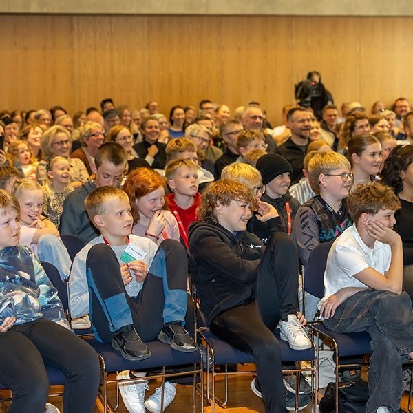 Útskriftarhátíð Vísindaskóla unga fólksins 2025 - Mynd: Axel Þórhallsson