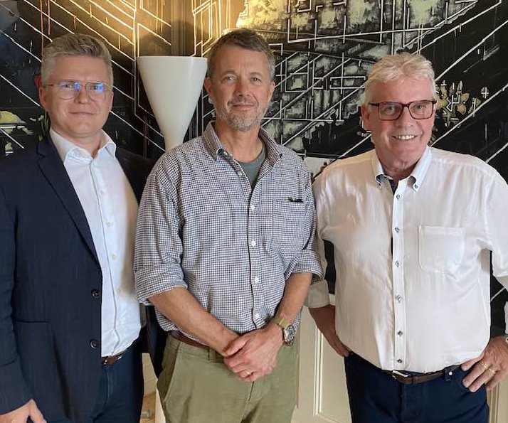Friðrik vinur Friðriks orðinn kóngur | akureyri.net