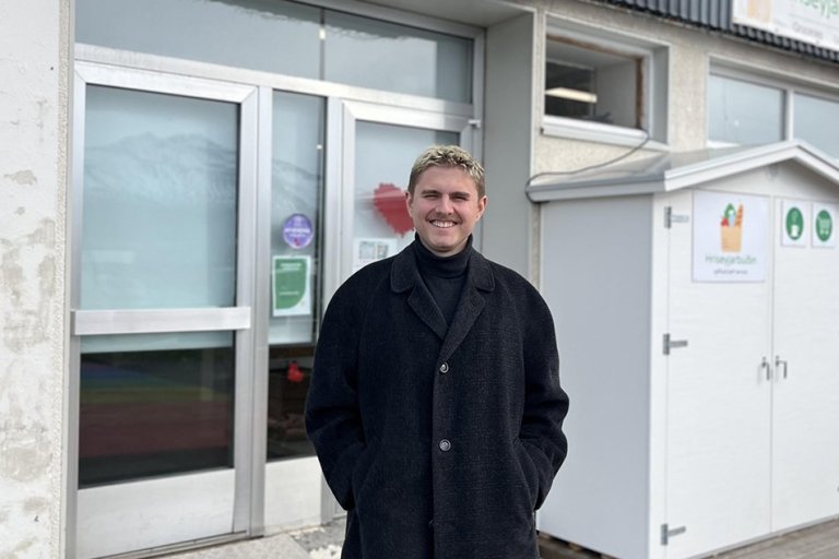 Gabríel Ingimarsson, nýr rekstrarstjóri Hríseyjarbúðarinnar.