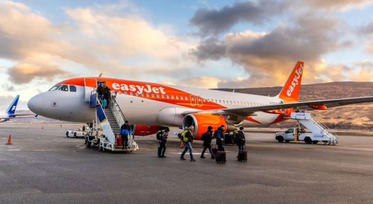 Fyrsta vél easyJet sem kom frá Manchester til Akureyrar á þriðjudag í síðustu viku. Mynd: Þórhallur …